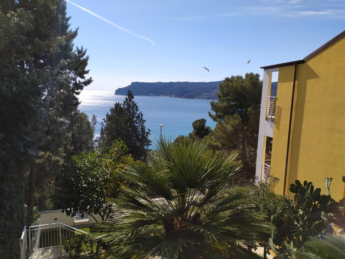 Apartamento Residenza Ginepri 69 Bergeggi Exterior foto